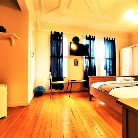 Dreamers V&v Cihangir