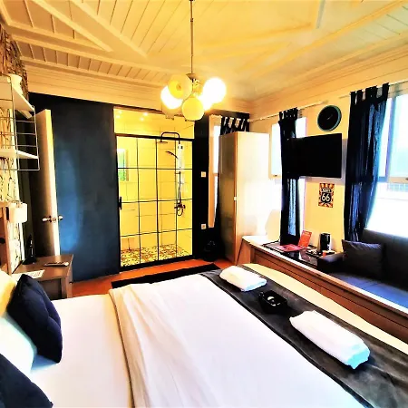 Dreamers V&v Cihangir 3* Istambul