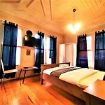 Dreamers V&v Cihangir Istanbul